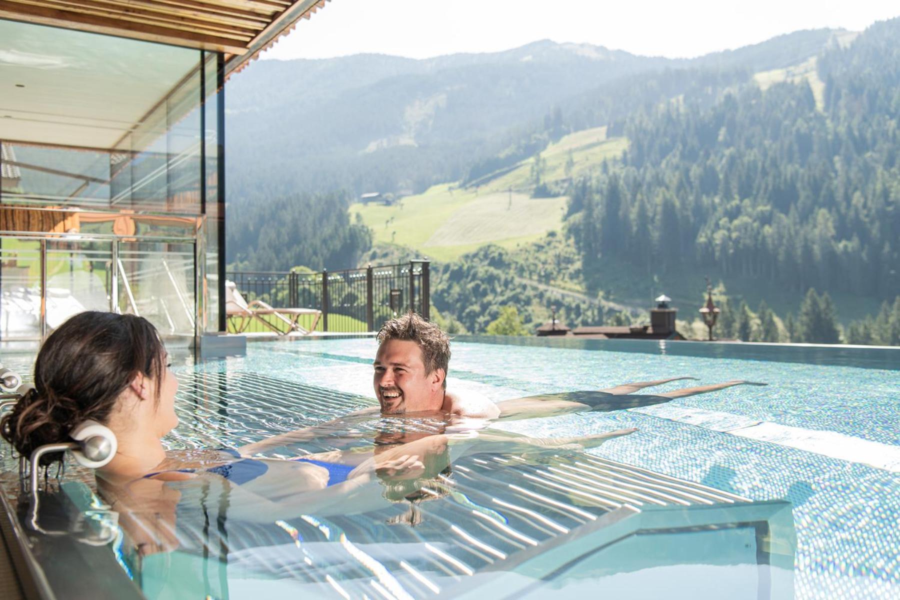 Berghotel Hauserbauer 도르프가스테인 외부 사진